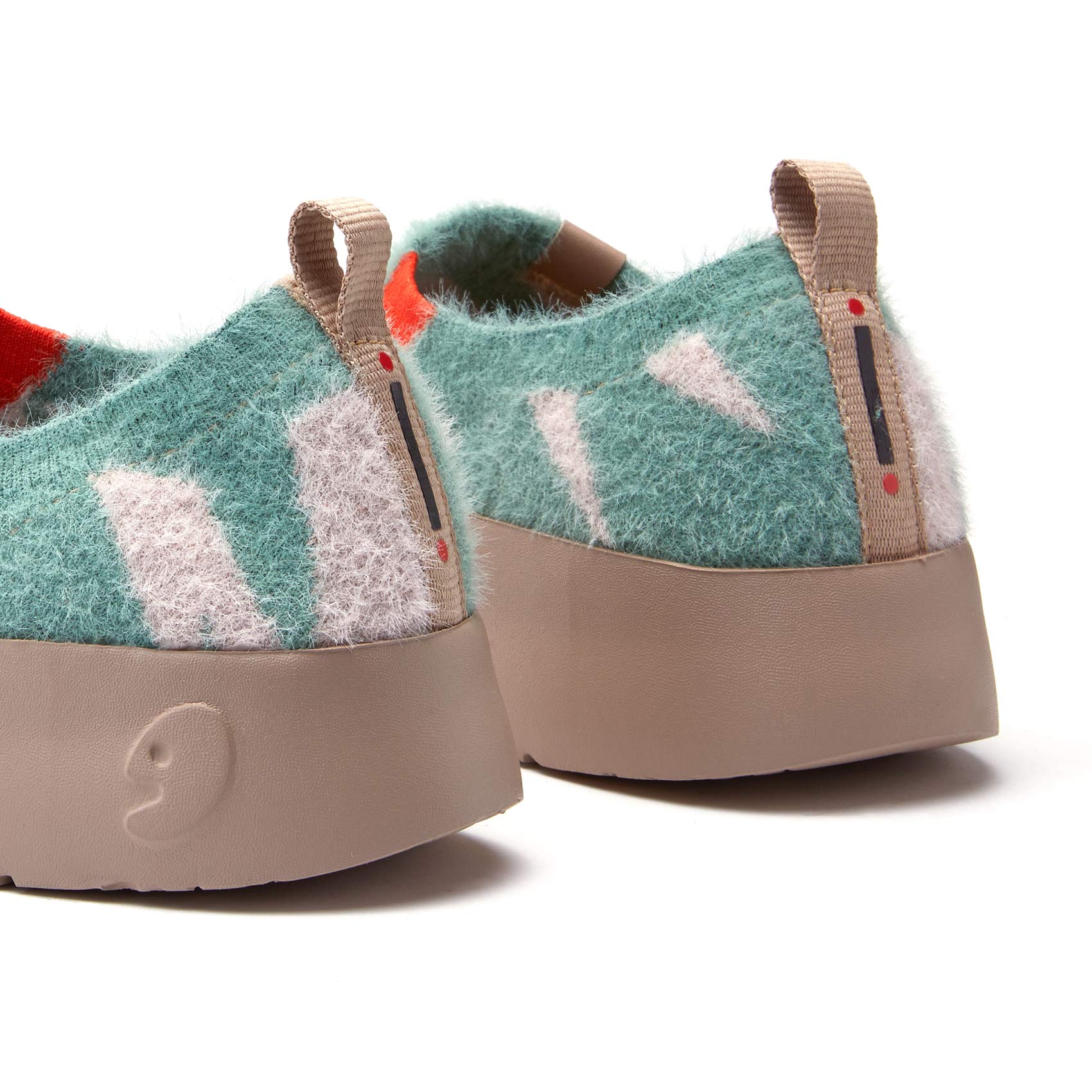 Spring Peach Toledo IX Women