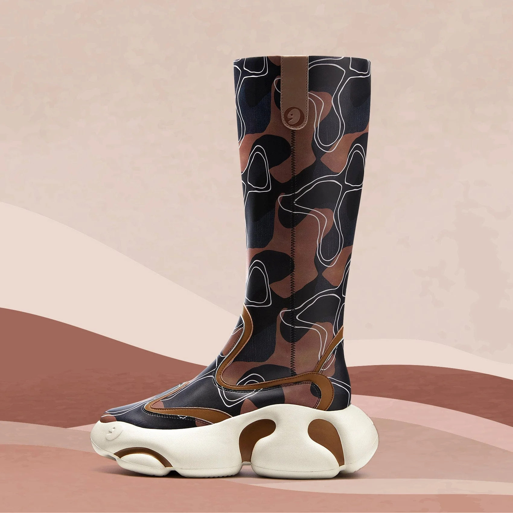 Hand-painted Hills Zarautz VI Women 3 Hand-painted Hills Zarautz VI Women